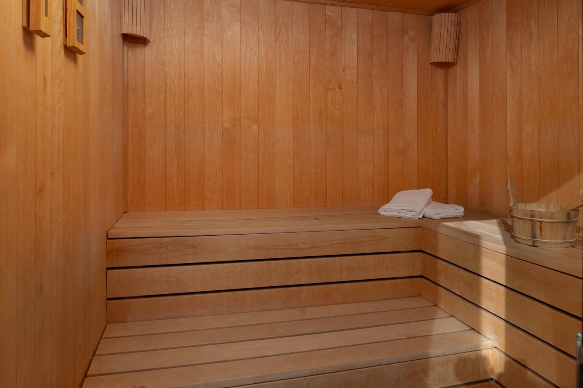 Villa Roca With Heated Pool And Sauna ปริฟลากา ภายนอก รูปภาพ